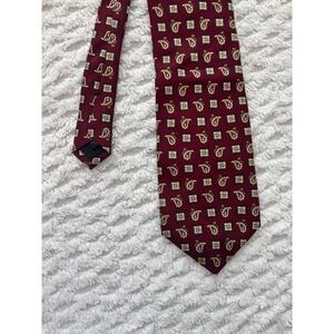 Enro Mens Burgundy Paisley Geometric 100% Silk Necktie Classic Business Tie